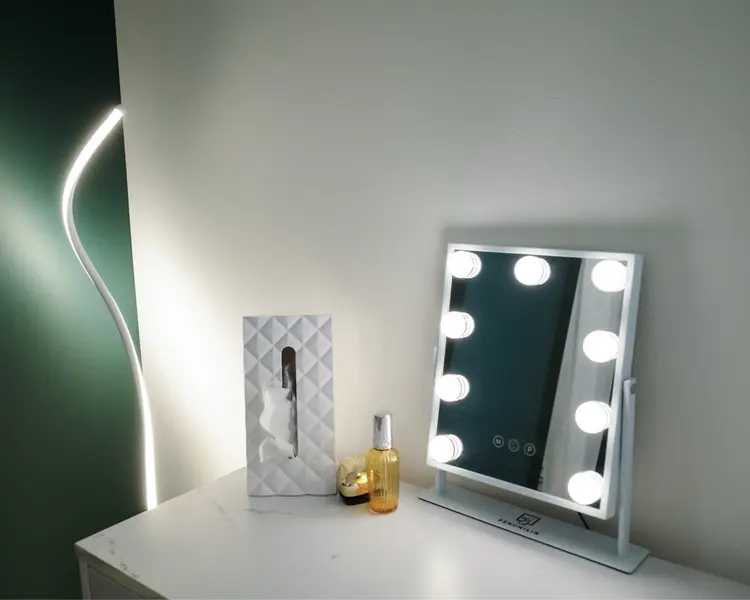 Eyelash＆Eyebrow salon plumeの内観・外観3