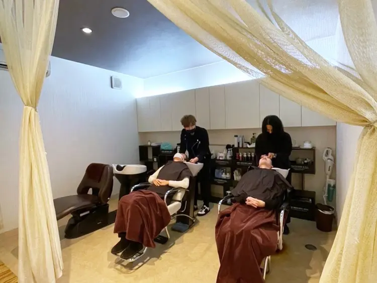 SALON LUMINOUSの内観・外観2