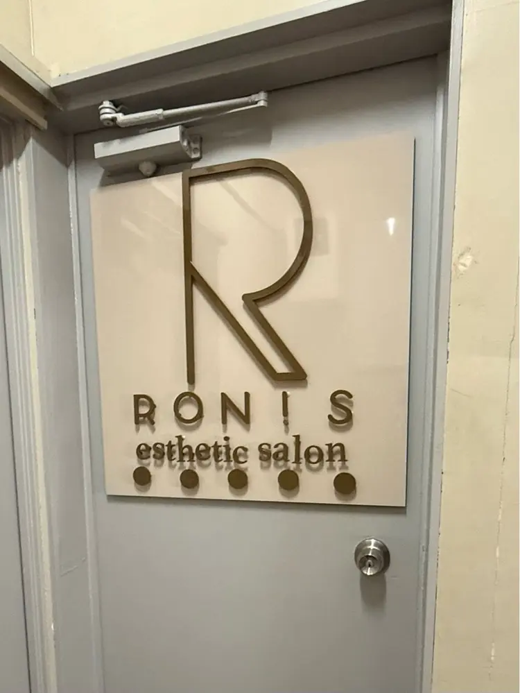 RONISの内観・外観2