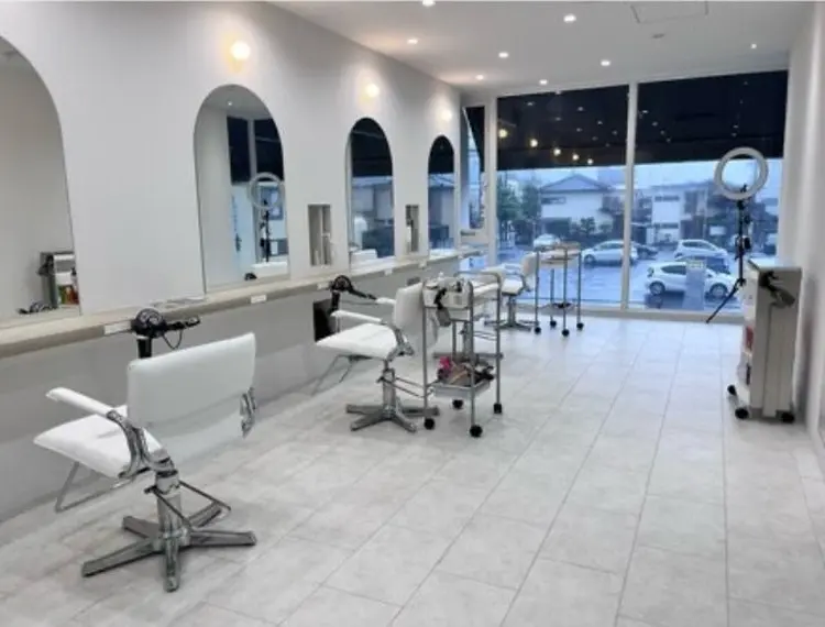 yoloの内観・外観1