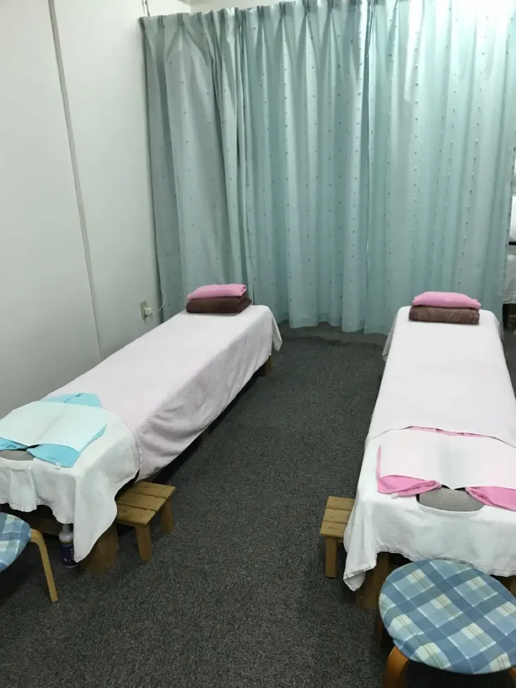 モンゴル式整体院船場店の内観・外観3