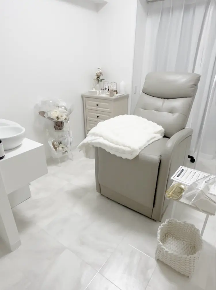 Rona eyeの内観・外観1