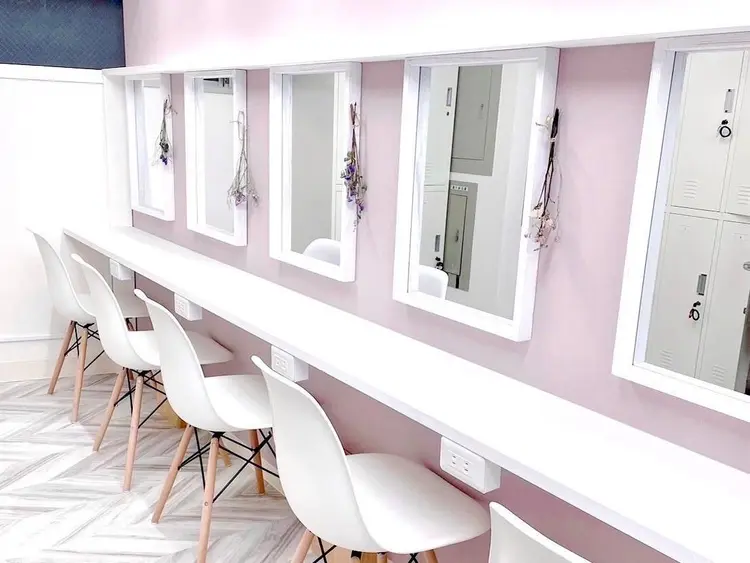 Lila静岡駅前店の内観・外観2