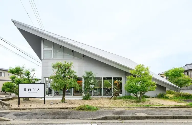 ガレリアビューティー岡崎の内観・外観1