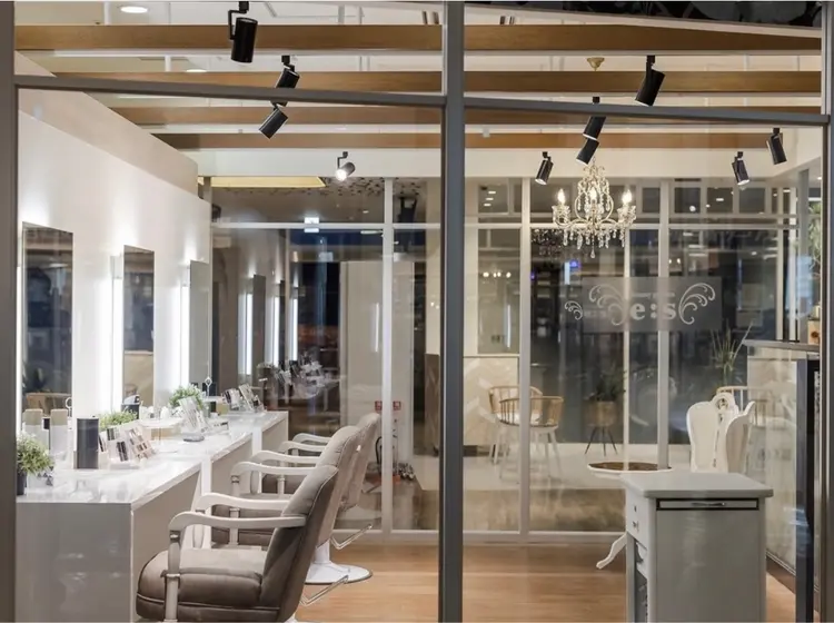 眉毛✖️まつげ専門店Art BeAute ‘ROUGET 芦屋【アルボーテ・ルジェ】の内観・外観2