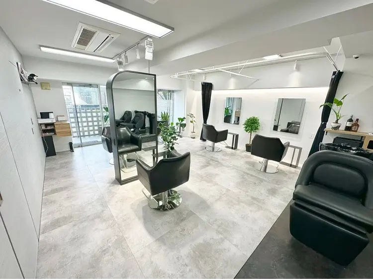 INTRO SHIBUYA by Fi-Neの内観・外観2