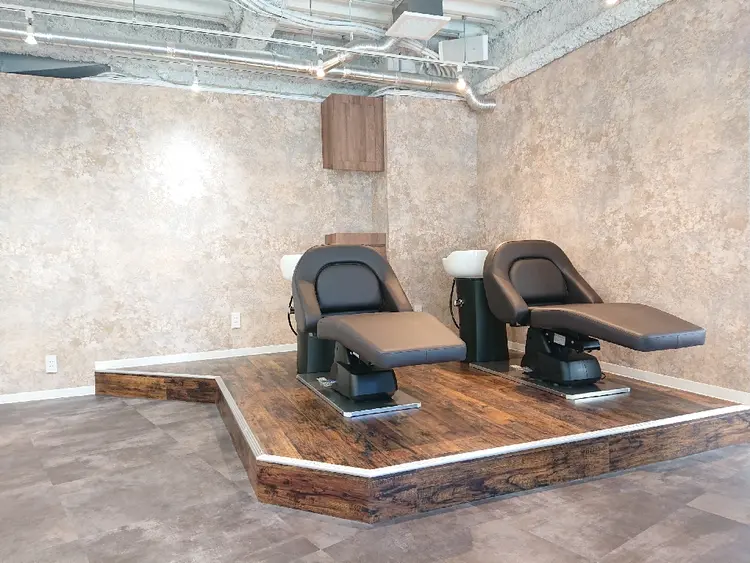 hair design nico 川口店の内観・外観1