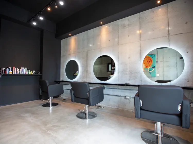 genの内観・外観2