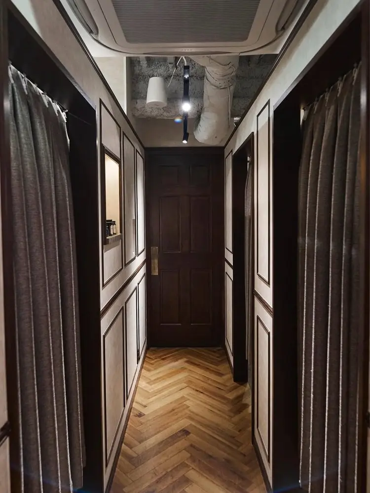 LAVIE NEW STANDARD BARBER HANARE (新宿店)の内観・外観2