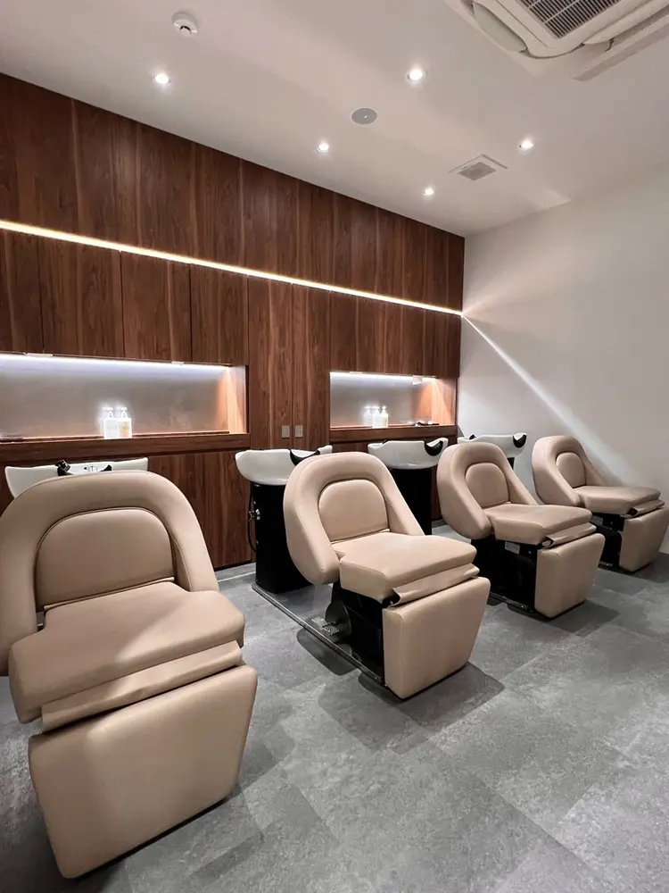 SALOWIN京都河原町店の内観・外観3