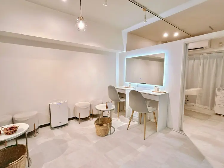 Eye Wishの内観・外観1