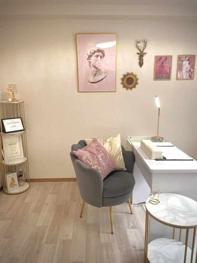 MADDY NAILSの内観・外観2