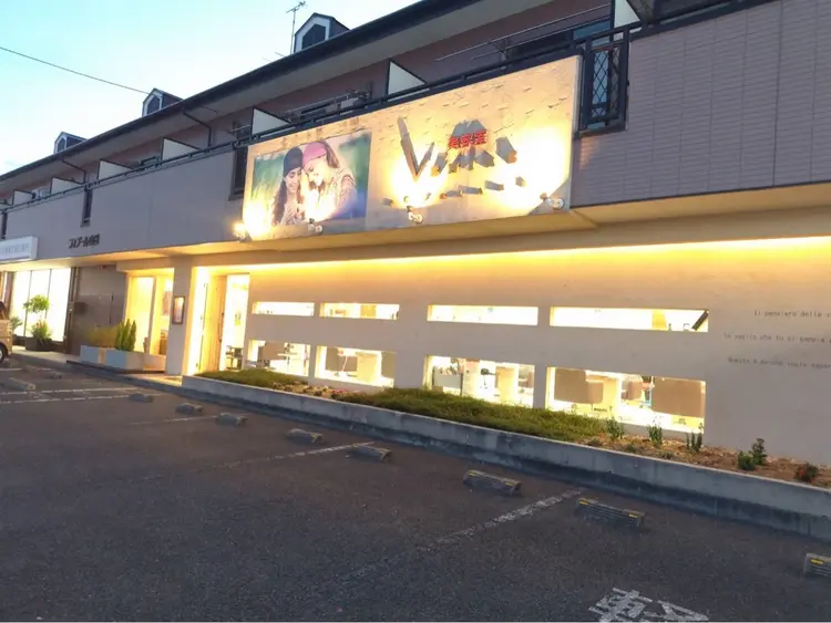 VENIRE古川店の内観・外観3