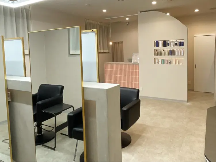 libuR(リブール)トータルビューティーサロンの内観・外観1