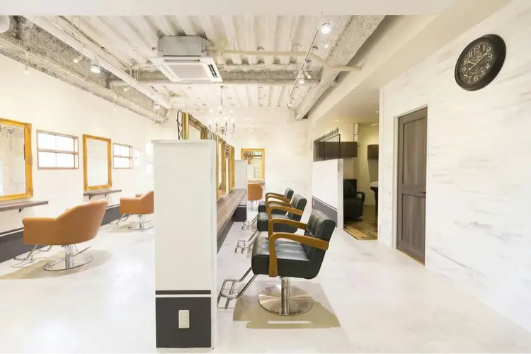 hair resort Blissの内観・外観3