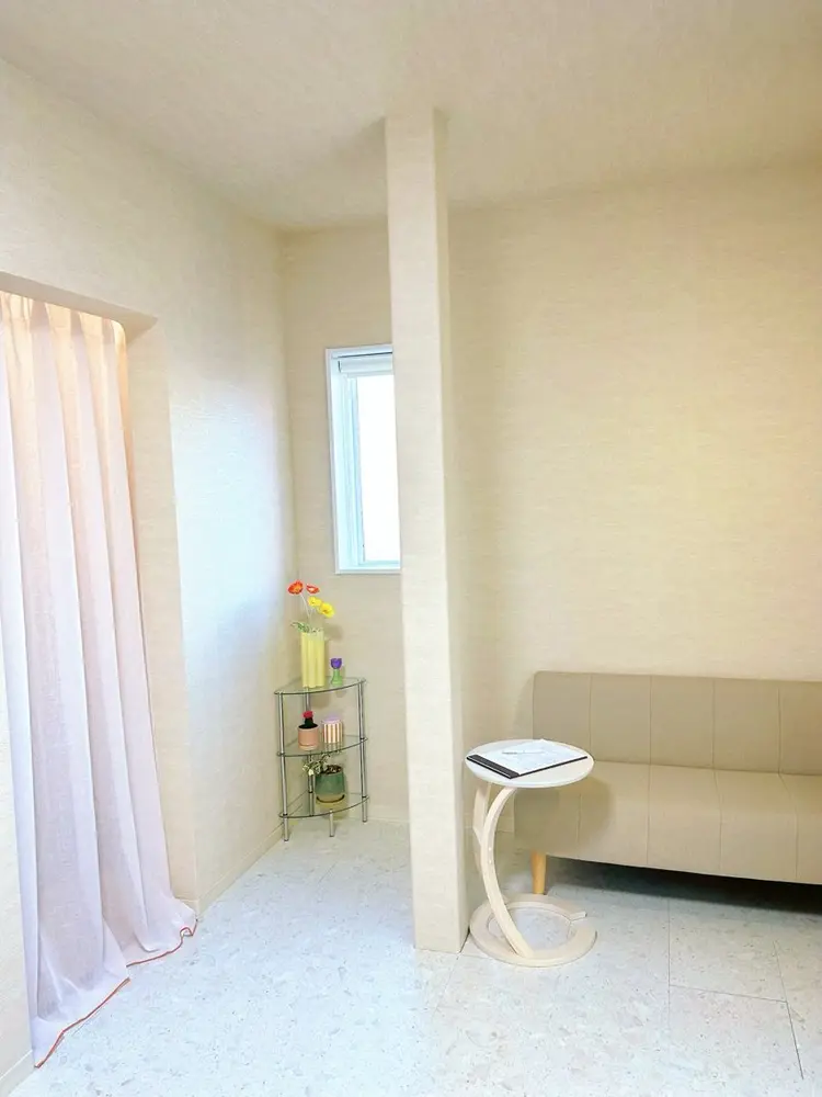 SOLの内観・外観1