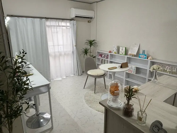 salon Souril(スリール)の内観・外観3