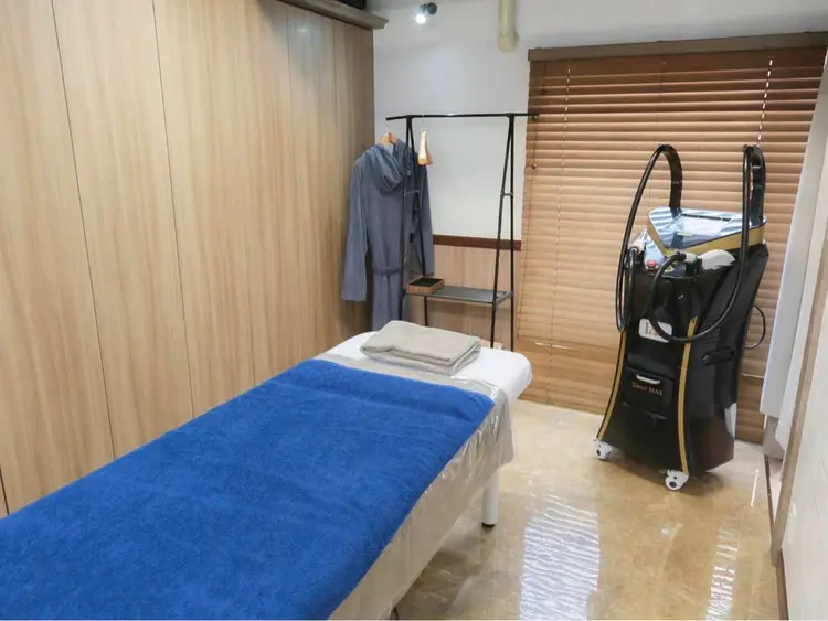 メンズサロンApolloの内観・外観1