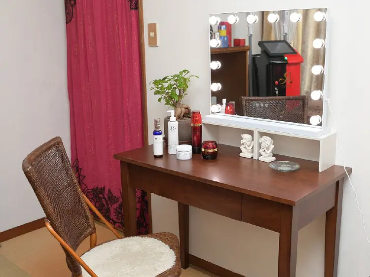 conaの内観・外観2