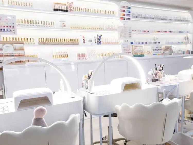 Lina nailの内観・外観2