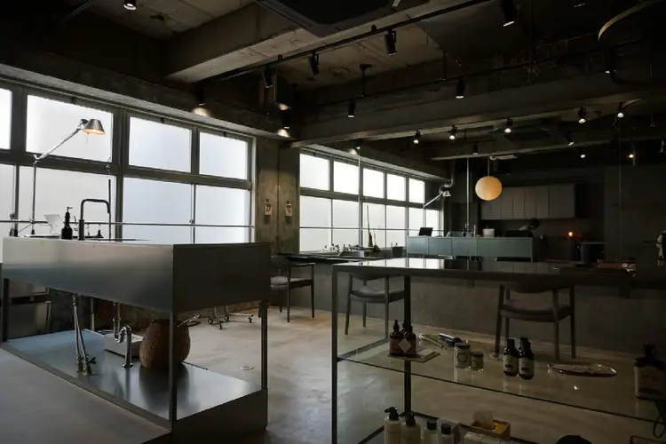 美容室九〇一の内観・外観1