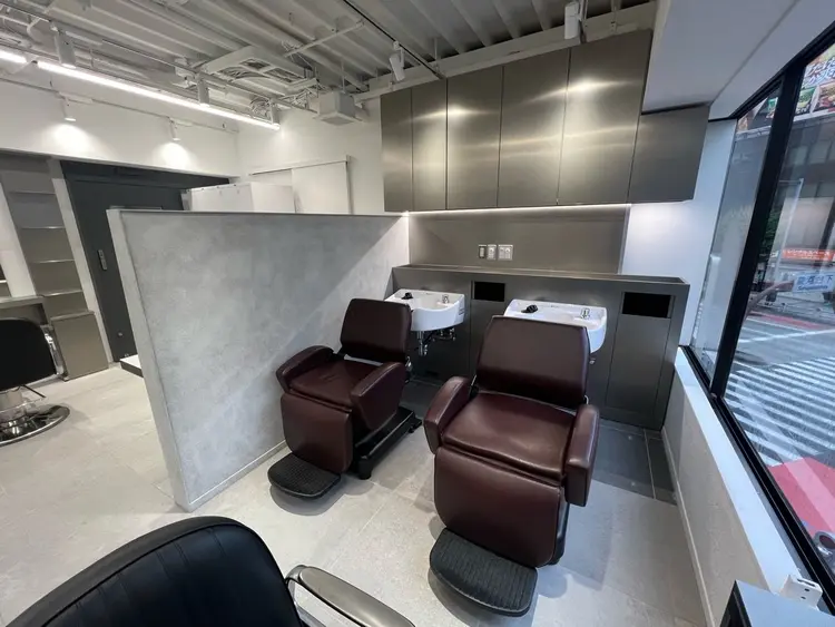 GROOMER/S TOKYO for mens salonの内観・外観3