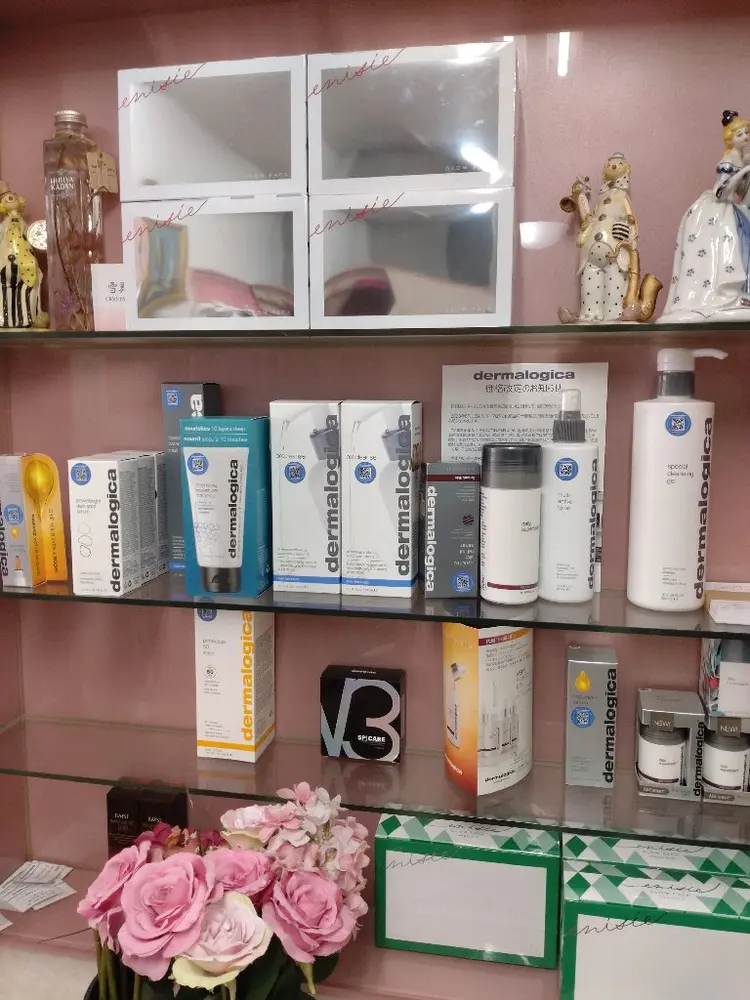 美顔専門サロン サンプールの内観・外観1