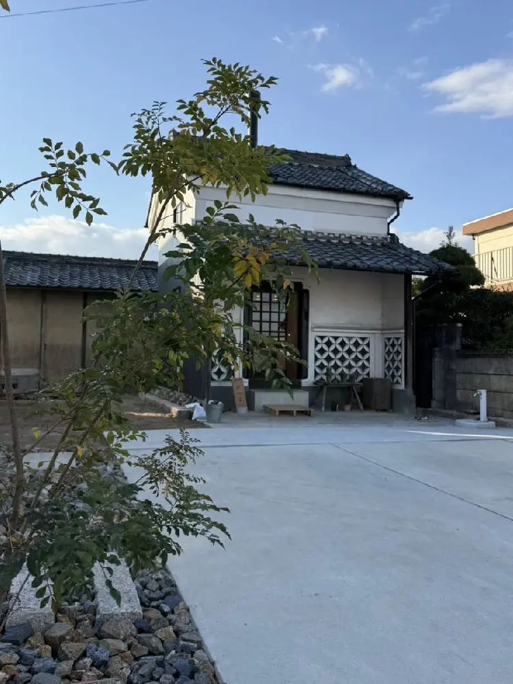 m'の内観・外観1