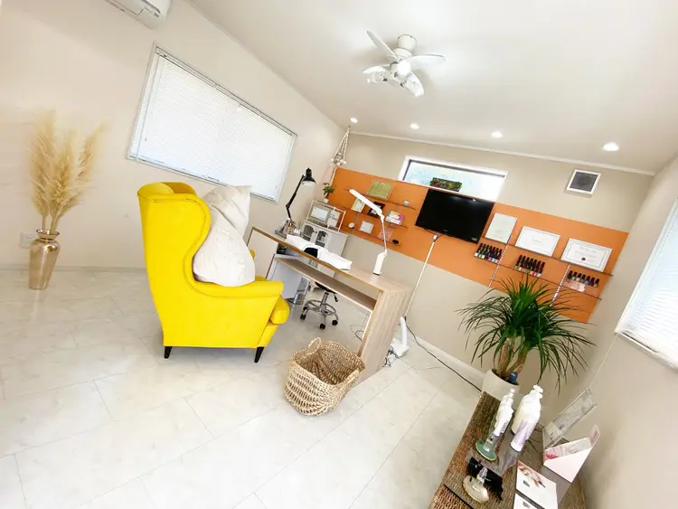 private salon TOMOMINAILsの内観・外観1