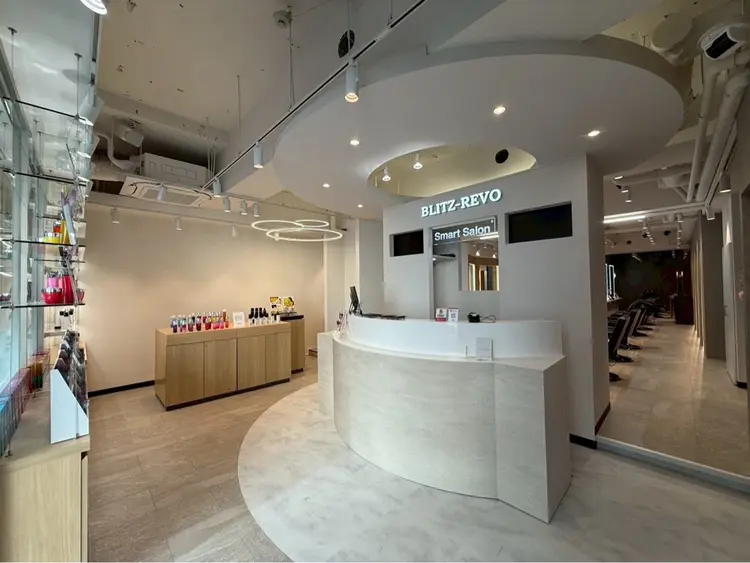 BLITZ R-EVOLUTの内観・外観2