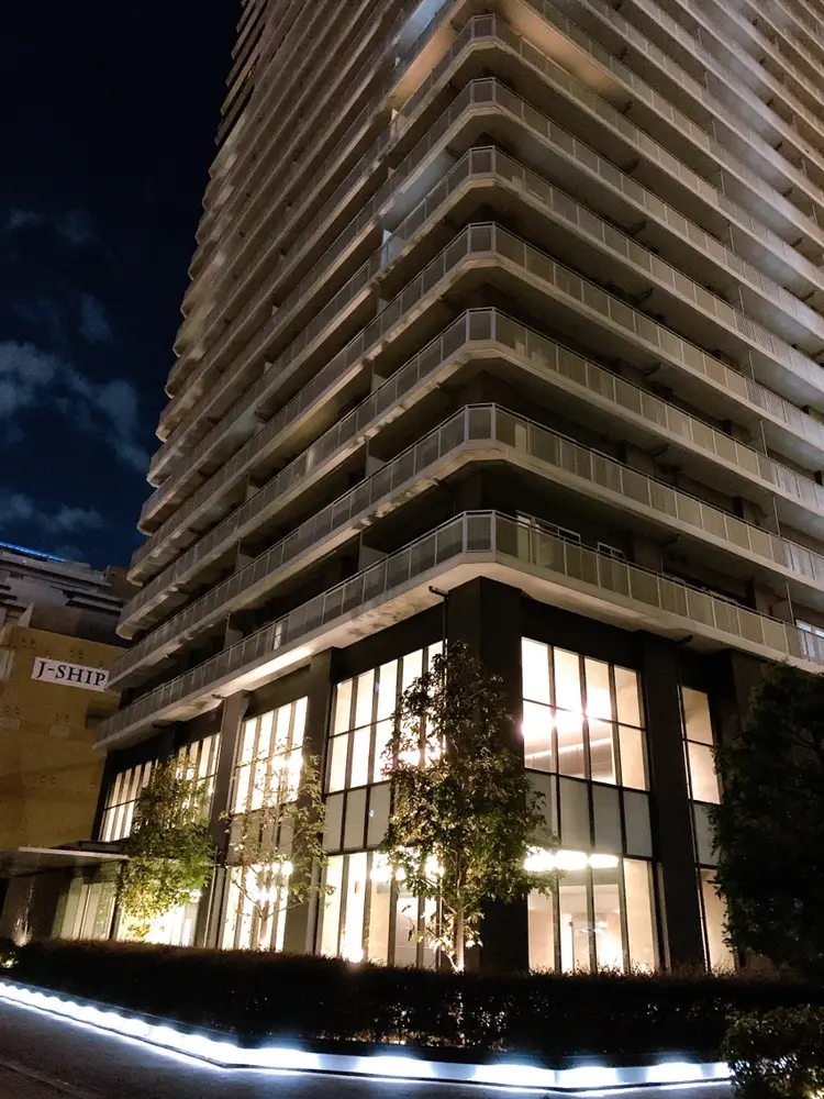 M’sアイブロウの内観・外観2