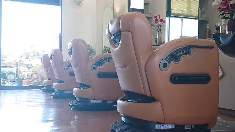 ヘアーサロンツカマツの内観・外観2