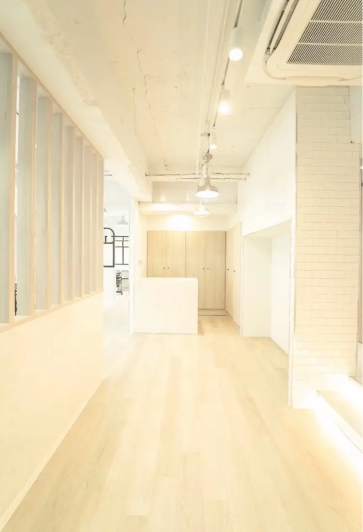 アンドシャルムの内観・外観1