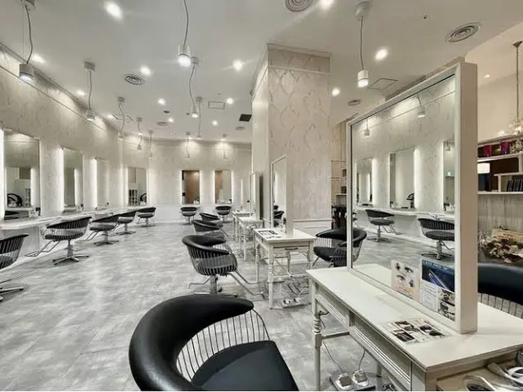 LaBless The KitahamaPLAZAの内観・外観1