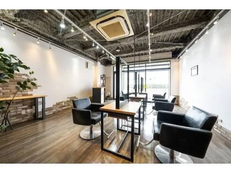 HAIRASの内観・外観1