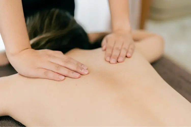 YR HOMEの内観・外観3