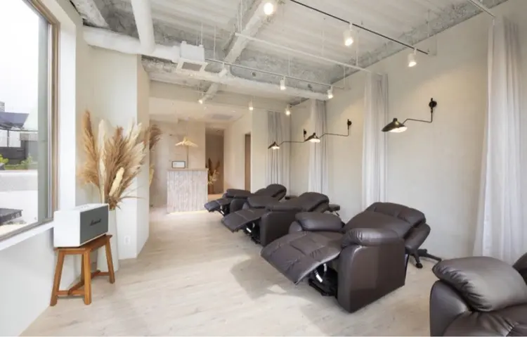 eyebrow & eyelash ISLAND　Kamakuraの内観・外観2