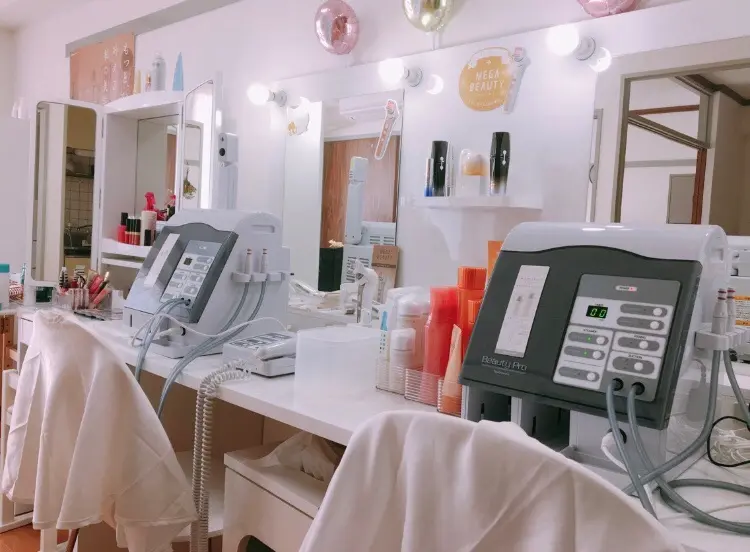 デ・アイム鴻巣の内観・外観1