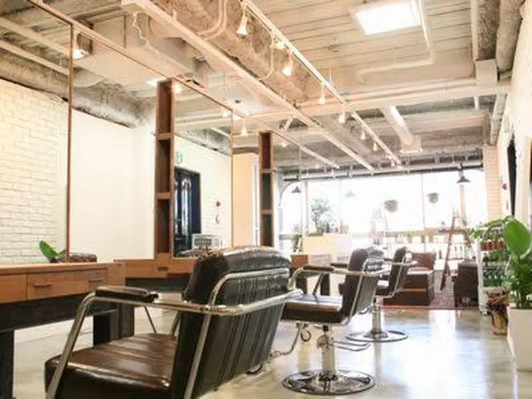 RELEDENの内観・外観1