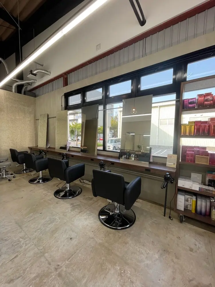 H髪質改善女性専用サロンの内観・外観1