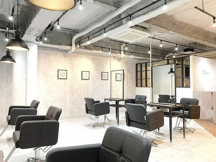 Zina 博多 髪質改善&トリートメント&艶髪の内観・外観1