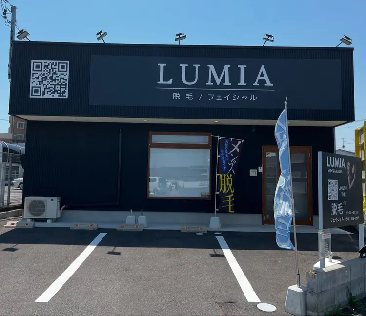 LUMIAの内観・外観1