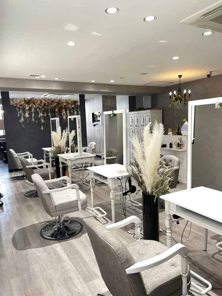 Hair Labo ASHの内観・外観1