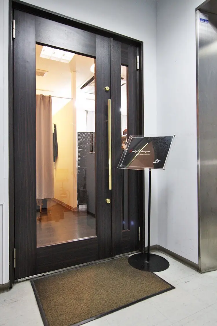 Myotisの内観・外観2