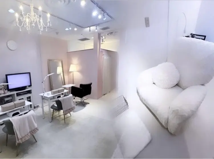 nail salon amuletの内観・外観1
