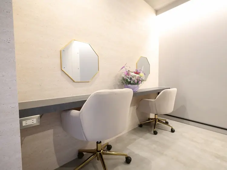 Nail & Eyelash coco 大阪梅田店 produce by Lireの内観・外観1