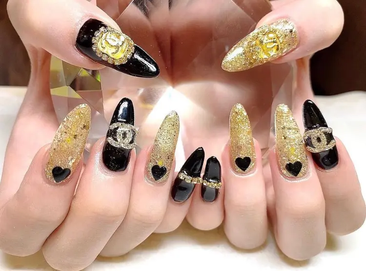 ミントネイルサロンの内観・外観1