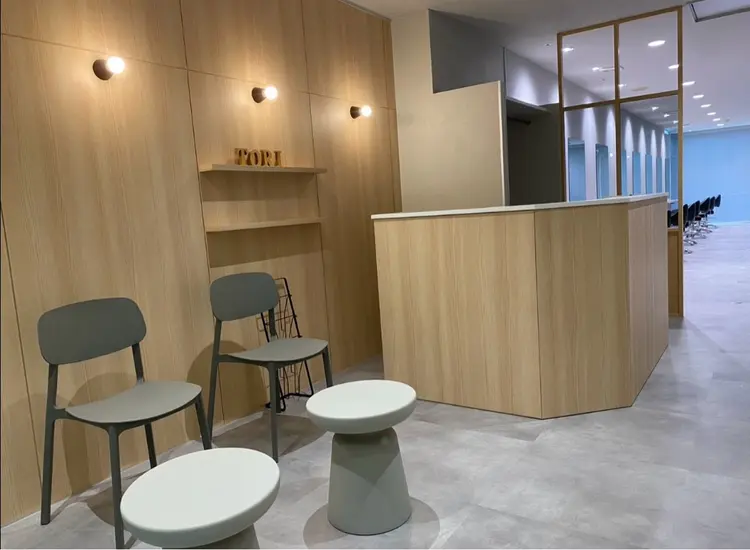 TORi 三宮店の内観・外観1