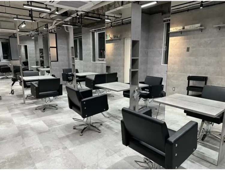 L'wisの内観・外観1