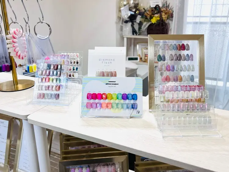 at.nailの内観・外観2